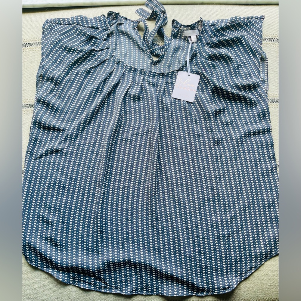 Lauren Conrad pleat neck top size XXL - NWT